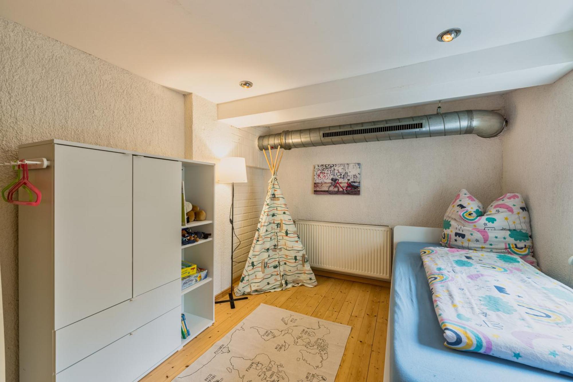 Exklusive Und Grosszuegige Wohnung 140 Qm In Magdeburg Top-Lage Mit Kicker Fuer Bis Zu 8 Personen Екстериор снимка